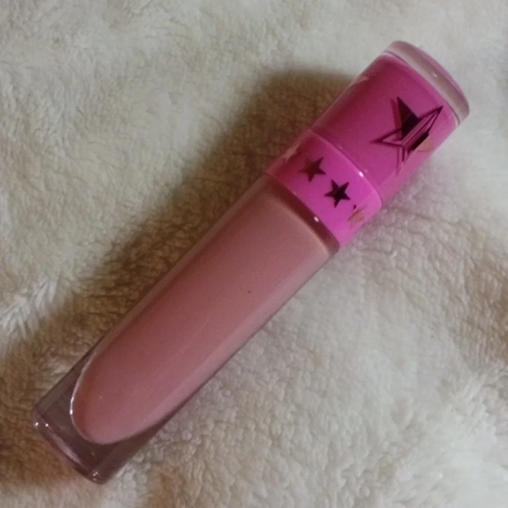 SKIN TIGHT JEFFREE STAR LIQUID LIPSTICK NEW!